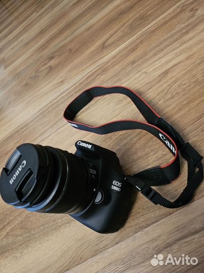 Зеркальный фотоаппарат Canon EOS 1200D