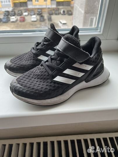 Кроссовки adidas 30-31