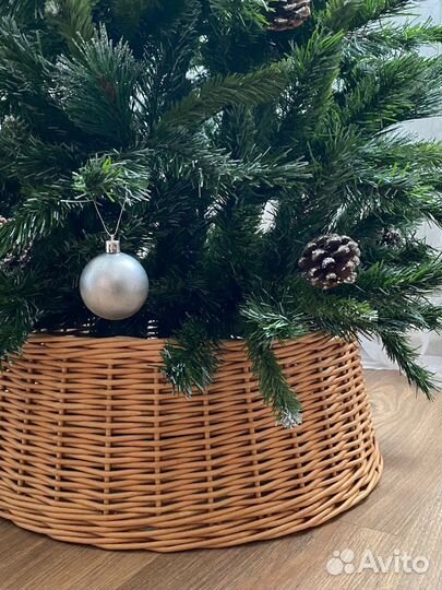 Плетеная юбка для елки