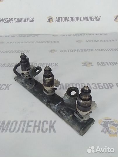 Топливная рампа MR988977 Mitsubishi Colt 6