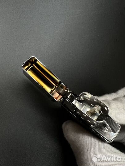 Зажигалка бензиновая zippo