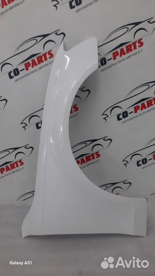 Крыло переднее правое Audi a4 b8