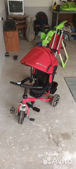Коляска детская трехколесная