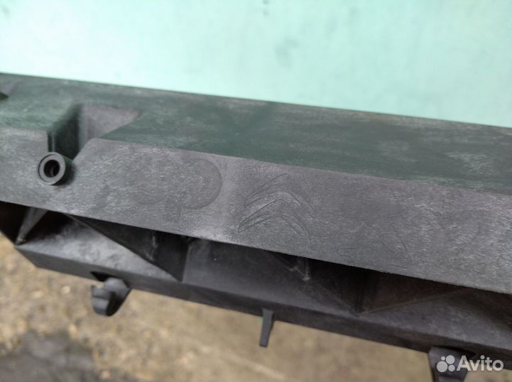 Панель замка капота Citroen Berlingo 2008-2018