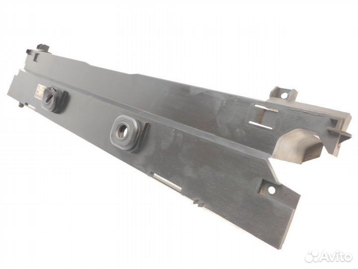 Рамка радиатора Bmw 5-Series F10 2.0 N20B20A 2011