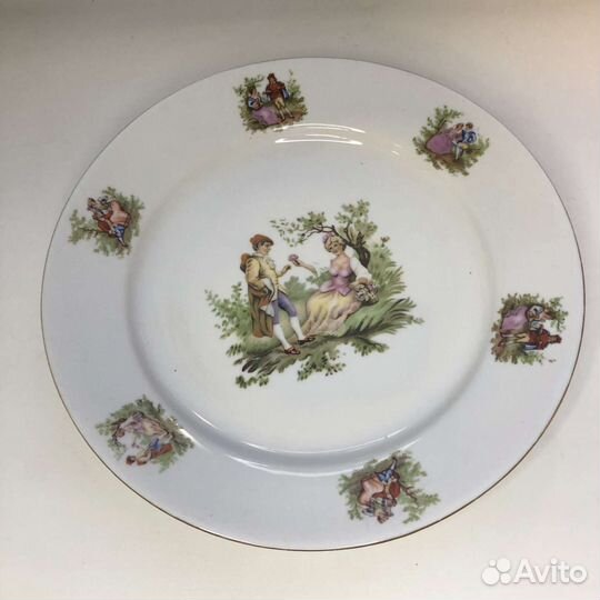 Тарелка Пастушка Каролина в классическом стиле
