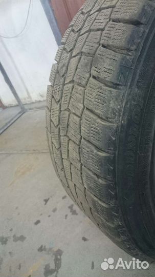 Dunlop SP Winter Maxx WM01 215/45 R17