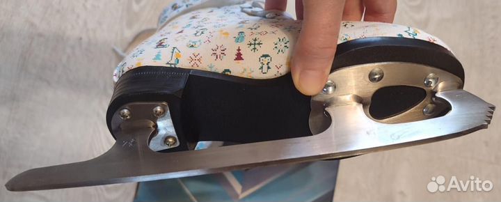 Коньки фигурные 31