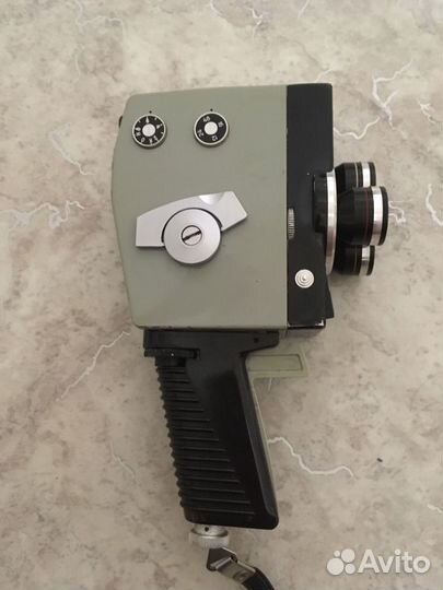 Кинокамера Экран-4