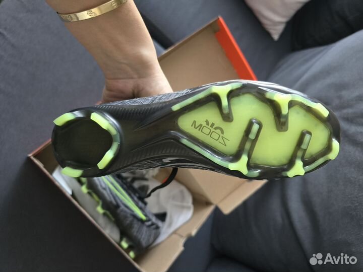 Бутсы nike новые 37 размер