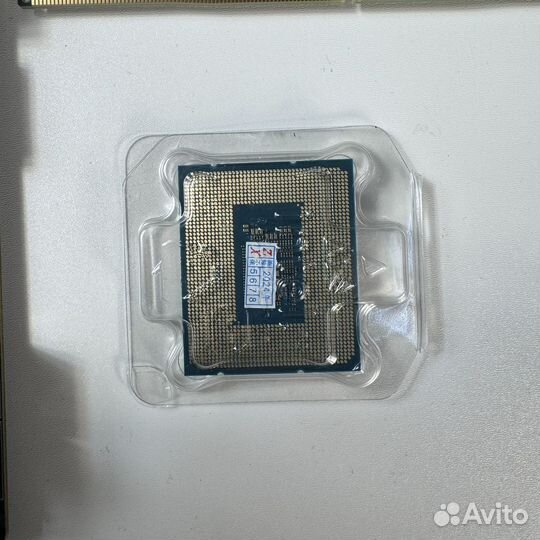 Комплект новый i3 12100f /msi h610m-e/16gb /кулер