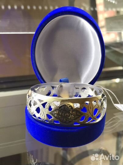 Шикарные серебряные браслеты