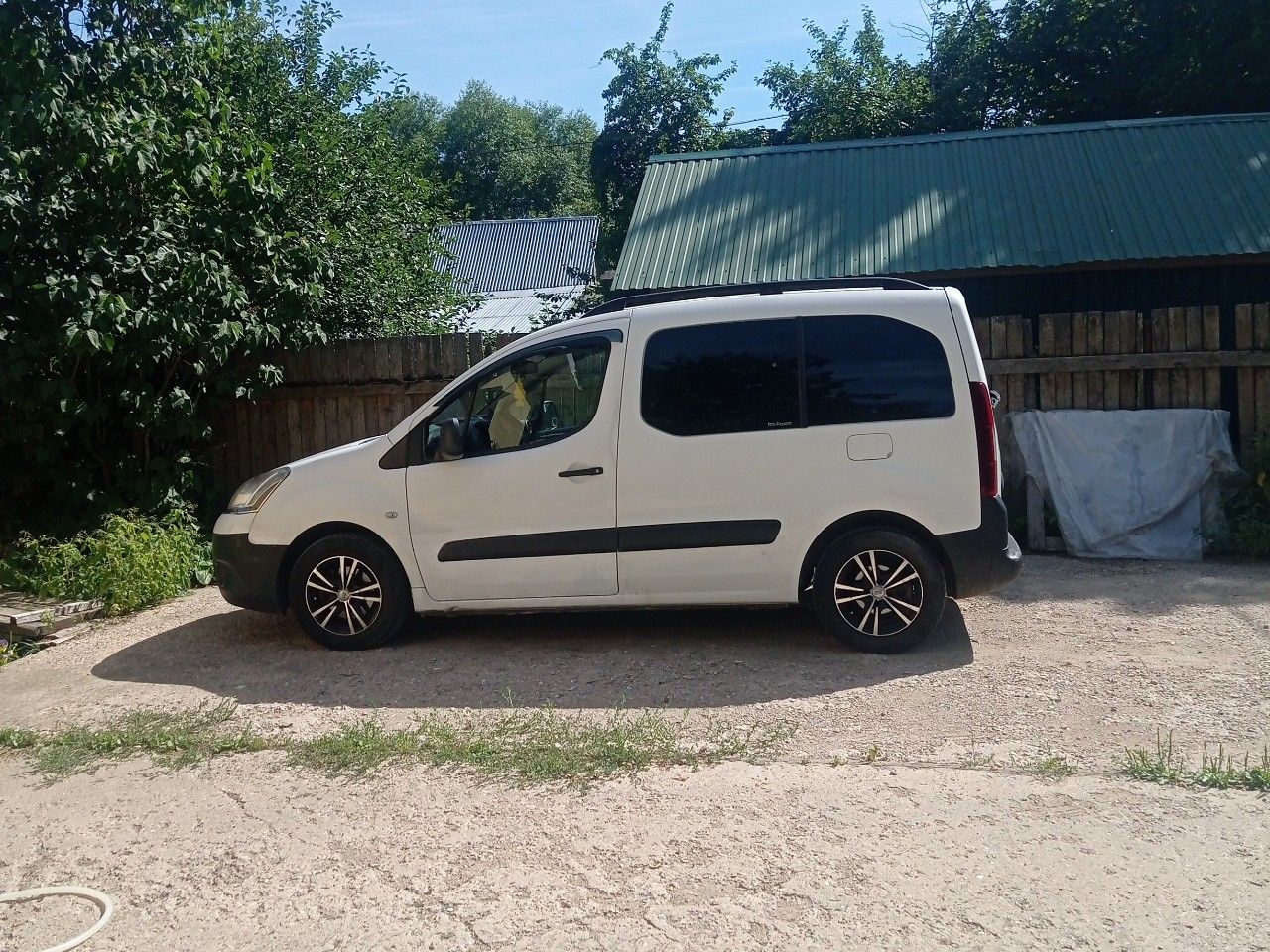 Citroen Berlingo: фото владельца