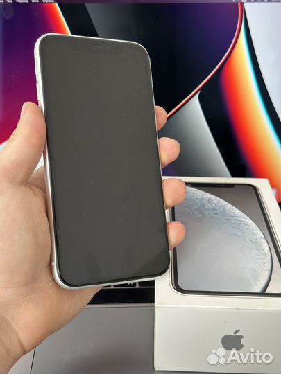 iPhone Xr, 64 ГБ