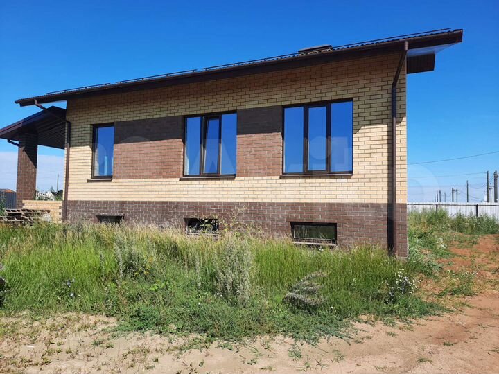 Дом 244 м² на участке 12,5 сот.