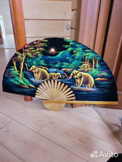 Веер настенный