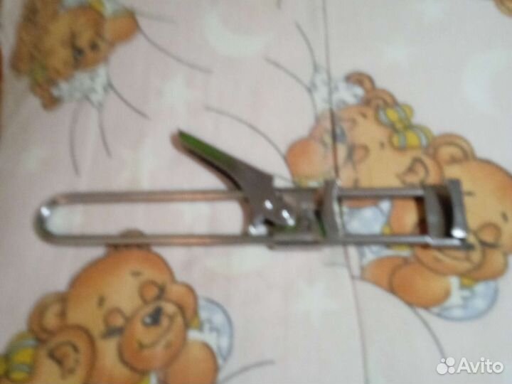 Продам металлическую Открывашку для банок