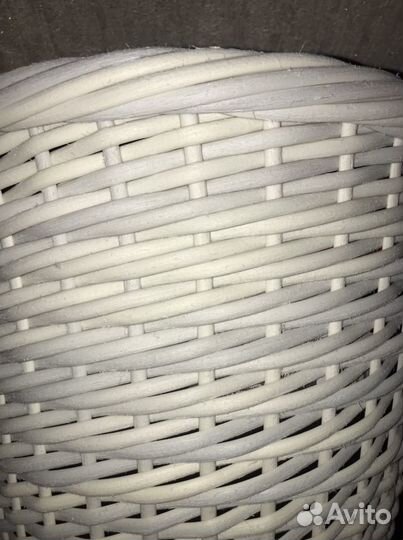 Кашпо из ротанга