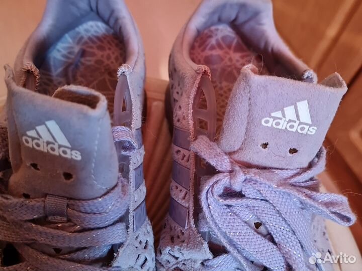 Кроссовки женские adidas 40 размер