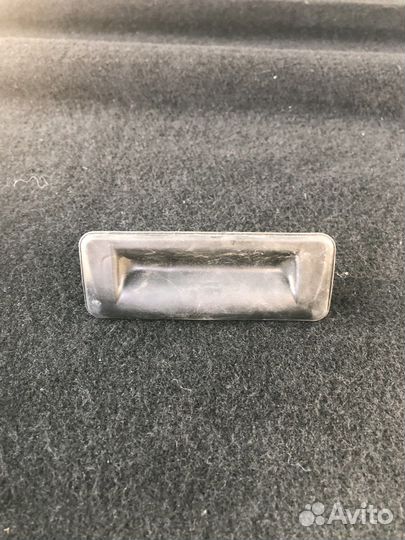 Кнопка багажника Skoda Octavia a7