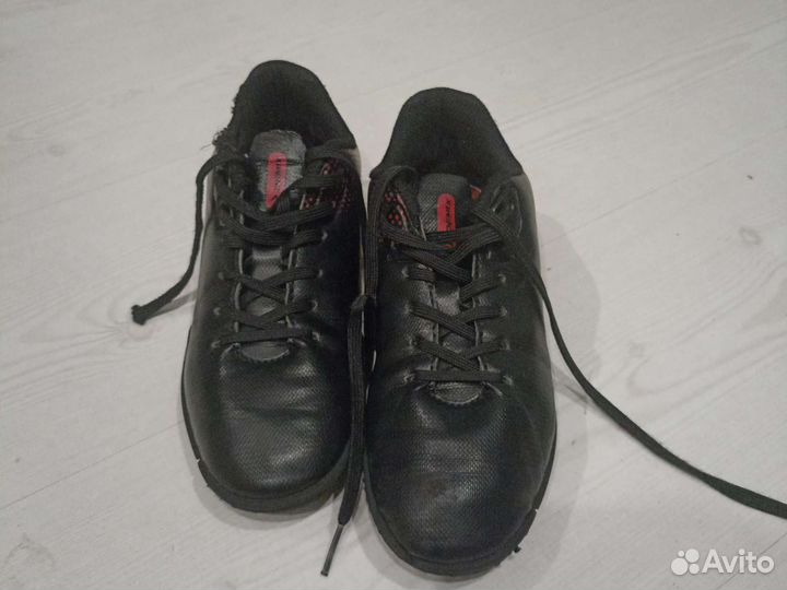 Бутсы 35 размер demix