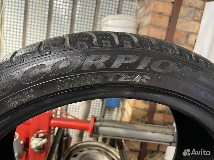Pirelli Scorpion Winter 255/40 R19