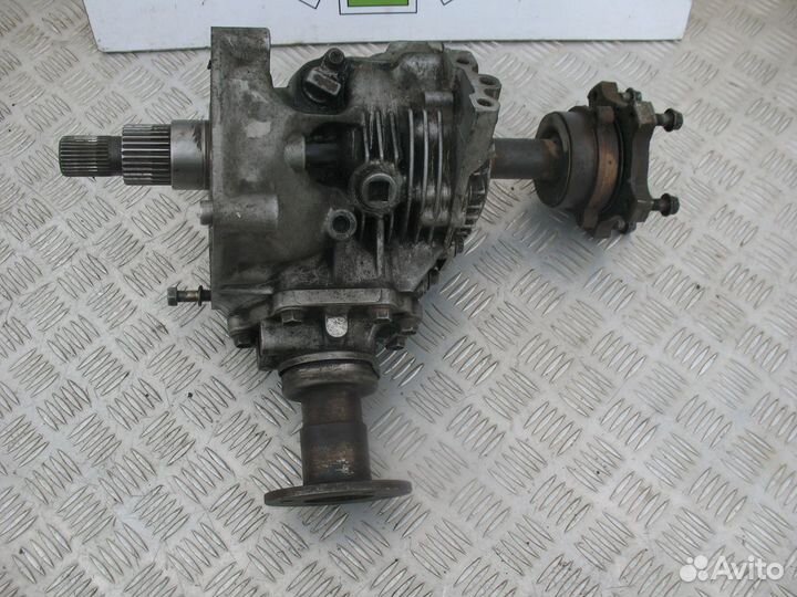 Раздаточная коробка Nissan X-Trail T30 2.2