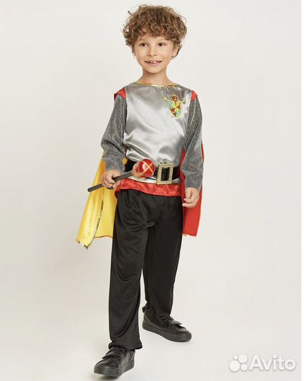 Костюм короля - рыцаря