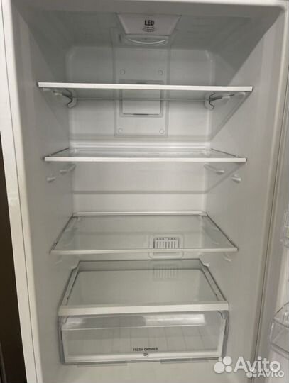 Холодильник ноуфрост 2 года