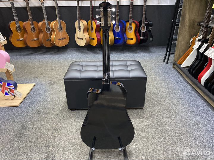 Гитара акустическая