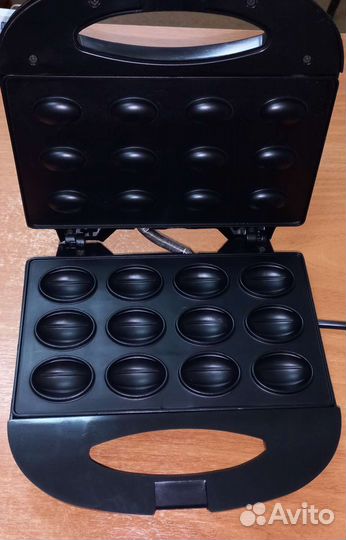 Электрическая вафельница