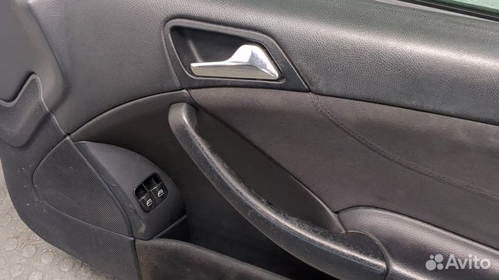 Дверь правая передняя Mercedes CLC