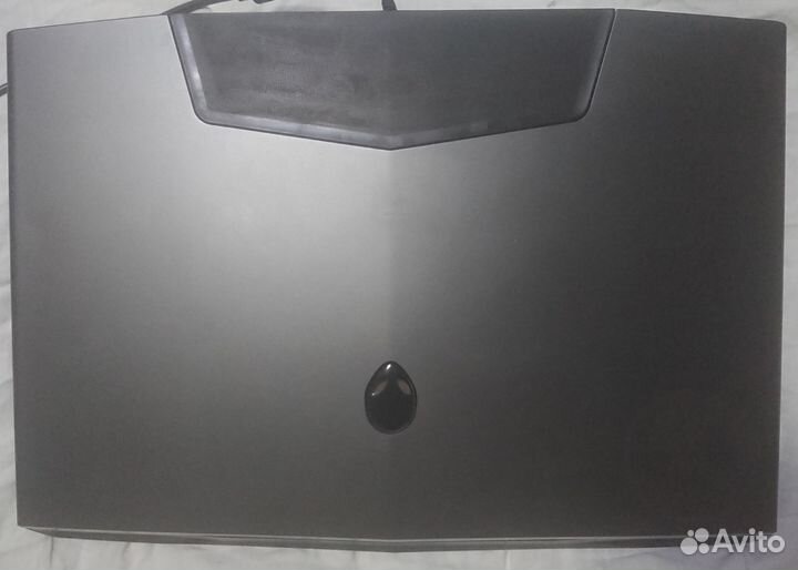 Игровой ноутбук Dell Alienware M18x R1 18.4