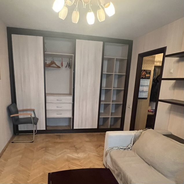 3-к. квартира, 54 м², 4/5 эт.