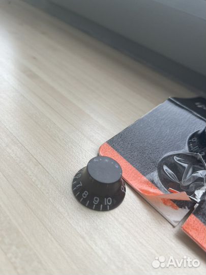 Gibson Top Hat Knobs (Ручки потенциометров)