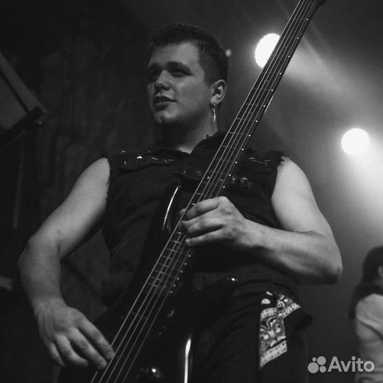 Преподаватель по гитаре, репетитор по гитаре