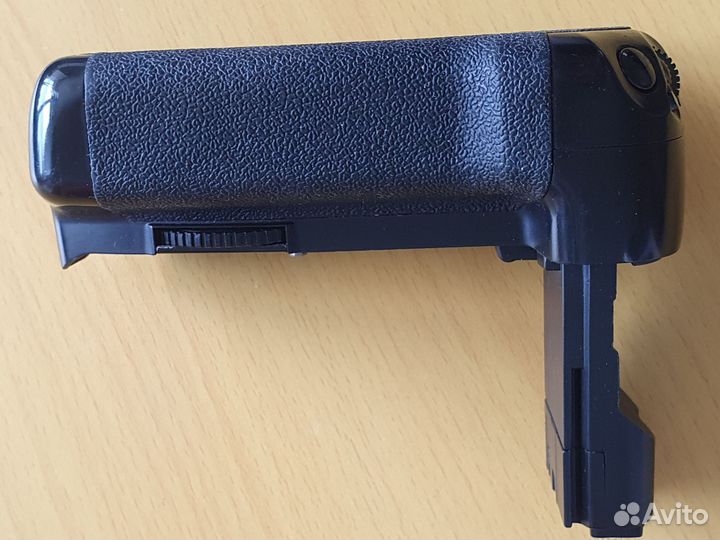 Батарейный блок ручка Canon 7d bp-7d