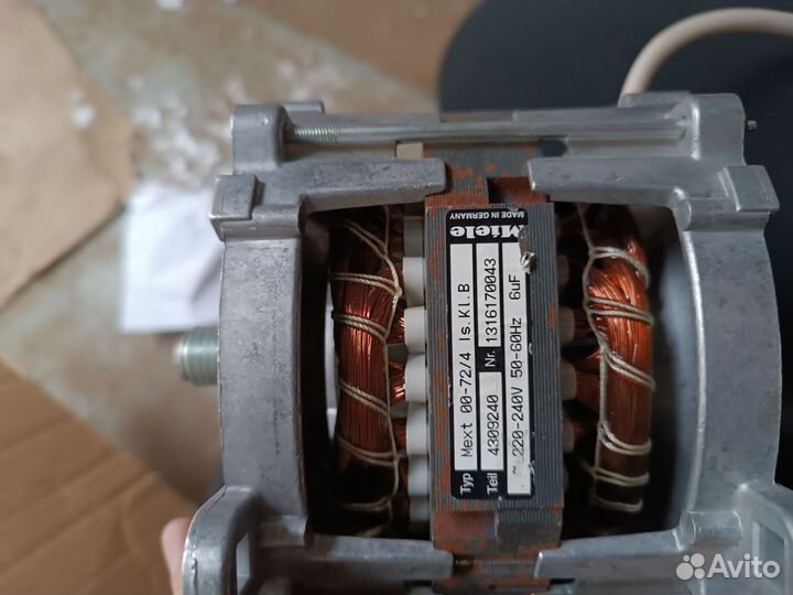 Двигататель гладильной машины miele next00-72/4