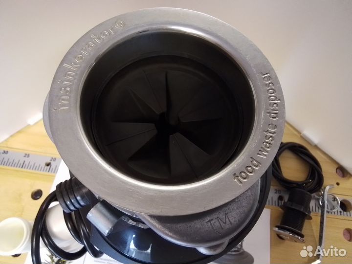 Измельчитель пищевых отходов Insinkerator