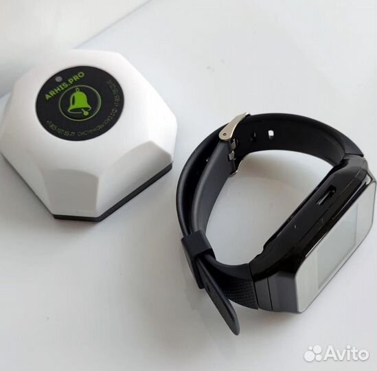 Система вызова: кнопка вызова официанта с часами