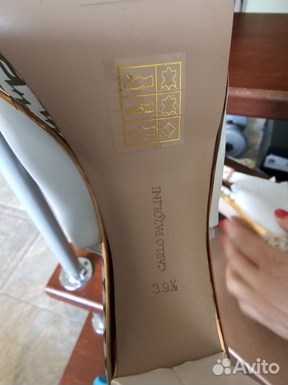 Босоножки 39/5 Carlo Pazolini