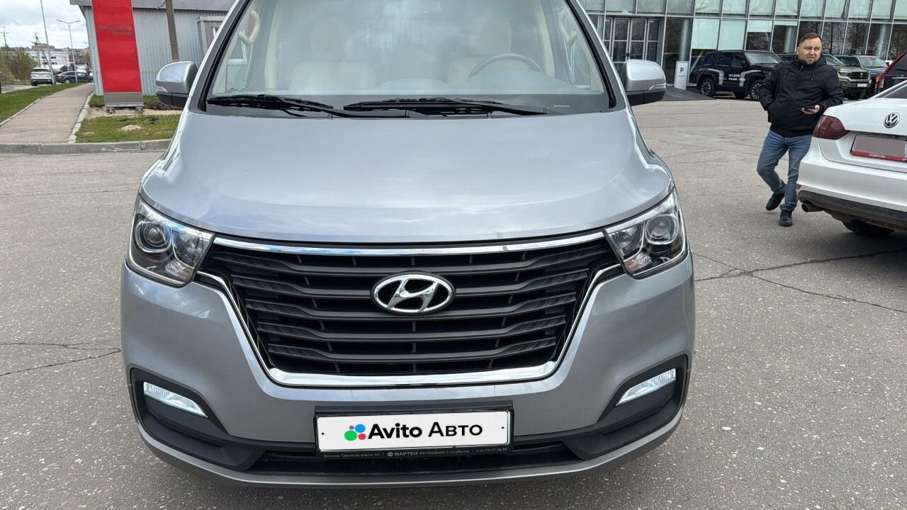 Hyundai H-1