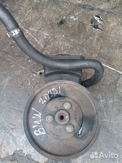 6750938 Насос гидроусилителя руля бмв Е39