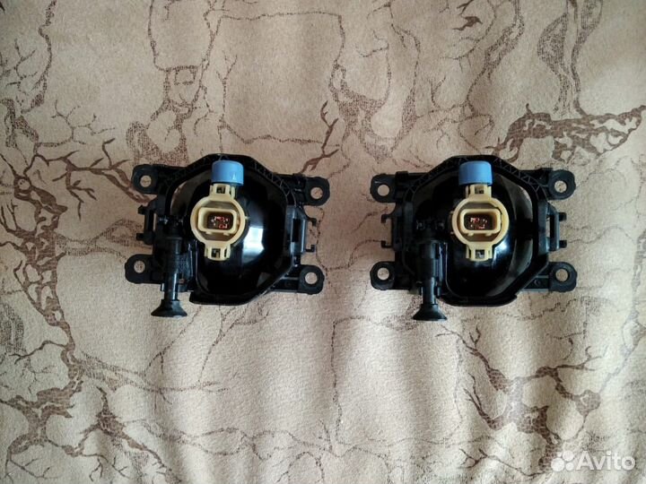 Противотуманные фары от Логана