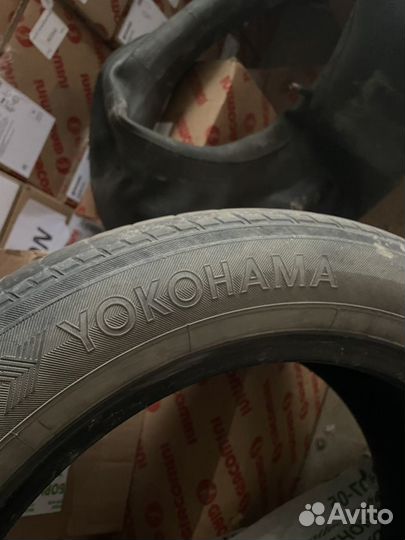 Yokohama 125T 215/55 R17 94V