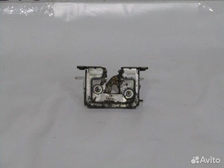 Замок капота Bmw X5 E70 M57D30 2009