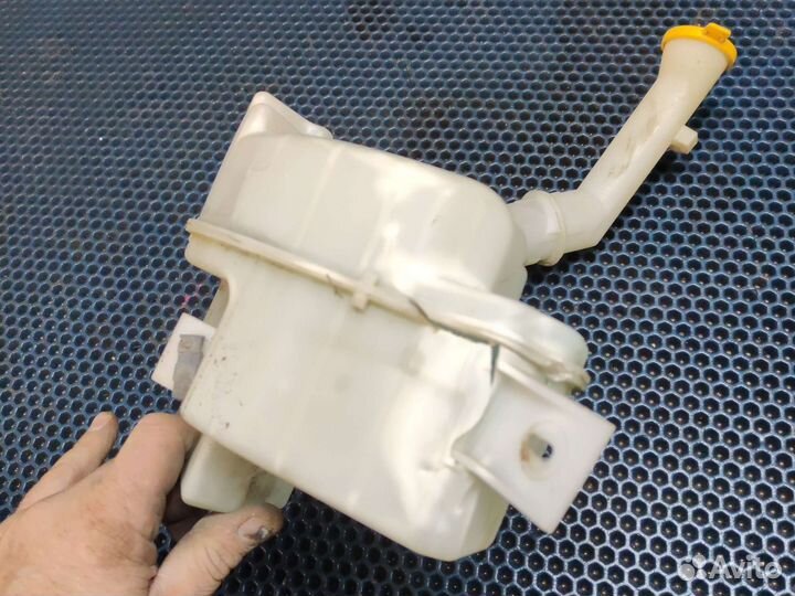 Бачок омывателя Mazda 3 BK