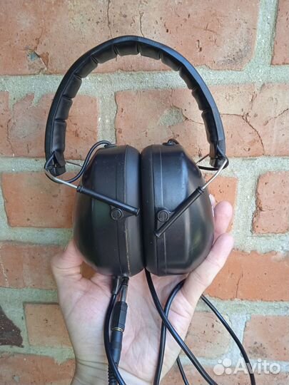 Наушники VIC firth