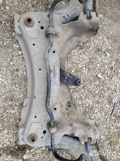 Подрамник Renault Megane 2
