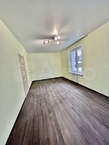 1-к. квартира, 43 м², 1/3 эт.